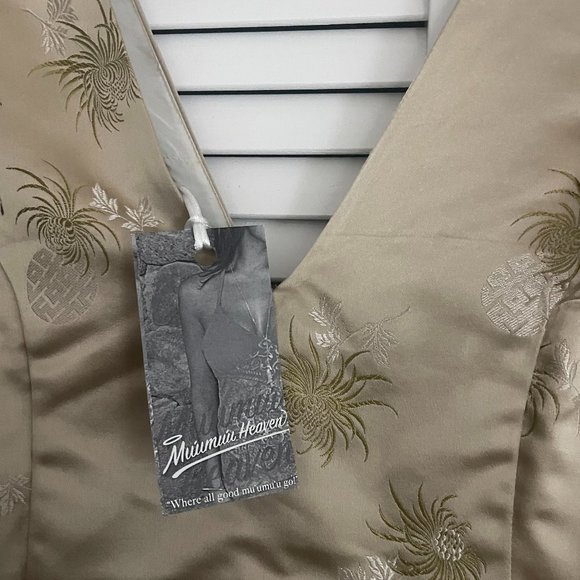 Muu Muu Heaven Satin Gown - Picture 4 of 4